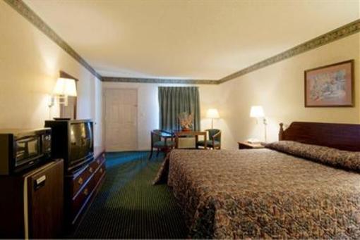 фото отеля Americas Best Value Inn Brownsville (Tennessee)