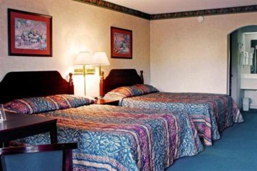 фото отеля Americas Best Value Inn Brownsville (Tennessee)