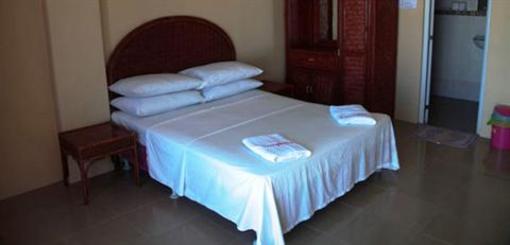 фото отеля Campbell's Beach Resort