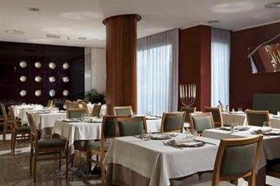 фото отеля Victoria Prestige Hotel