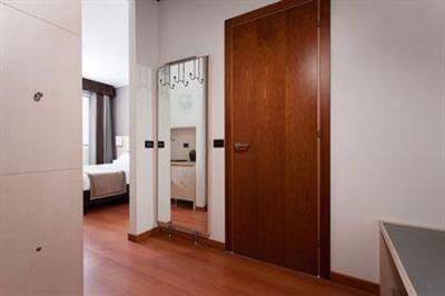 фото отеля Victoria Prestige Hotel