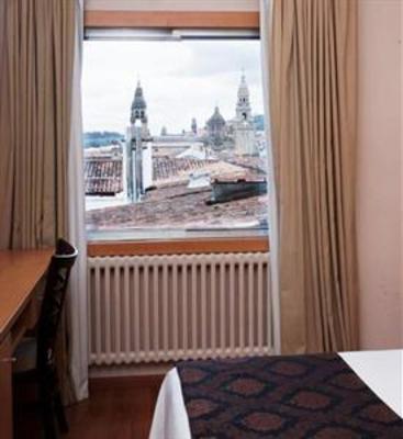 фото отеля Husa Universal
