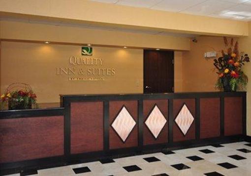 фото отеля Quality Inn and Suites Mattoon