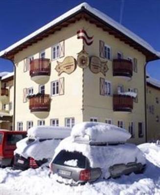 фото отеля Hotel Plankenau Wirt St. Johann im Pongau