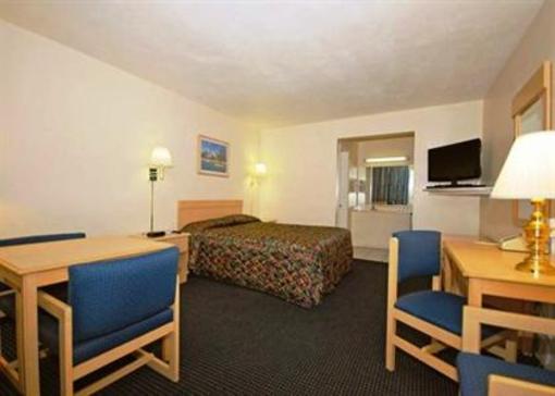 фото отеля Rodeway Inn Regalodge