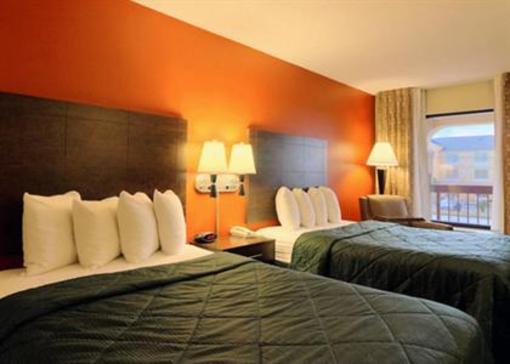 фото отеля Rodeway Inn & Suites Clarksville