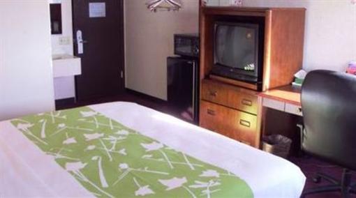 фото отеля Americas Best Value Inn Warrenton