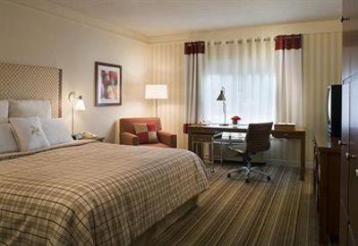 фото отеля Four Points by Sheraton Chambersburg