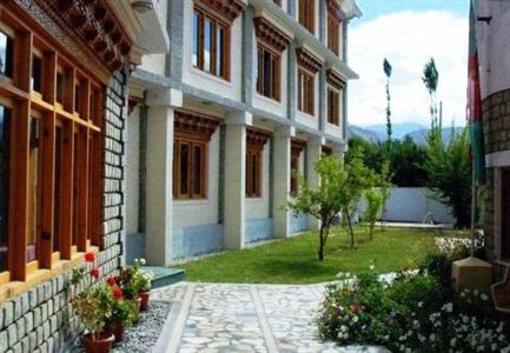 фото отеля Hotel Cho Palace