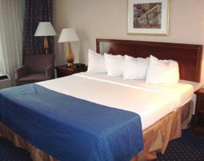 фото отеля Red Roof Inn Knoxville Central