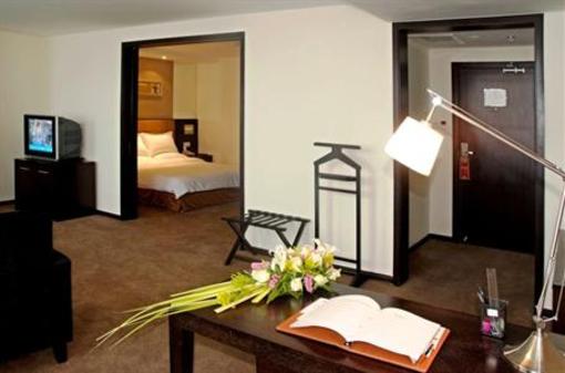 фото отеля Sunjoy Hotel Dalian