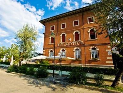 фото отеля Hotel Atlantica