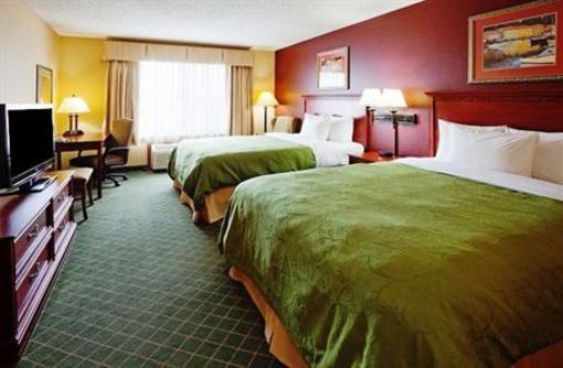 фото отеля Country Inn and Suites St. Paul Northeast