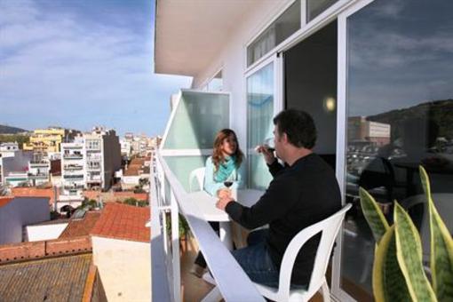 фото отеля Apartaments Atzavara