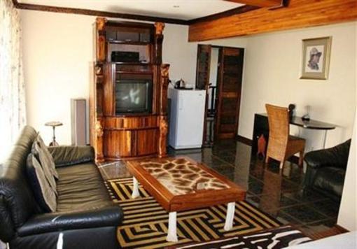 фото отеля Nomndeni Lodge Fumanekile Nelspruit