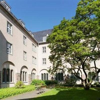фото отеля Kardinal-Schulte-Haus