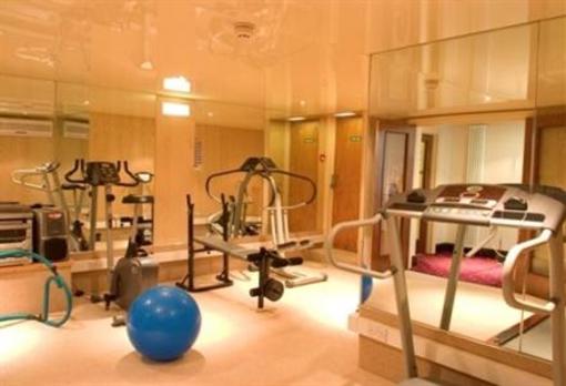 фото отеля Clifton Park Hotel