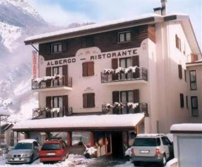 фото отеля La Lanterna Hotel Chiesa in Valmalenco