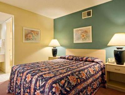 фото отеля Days Inn Louisville Sellersburg