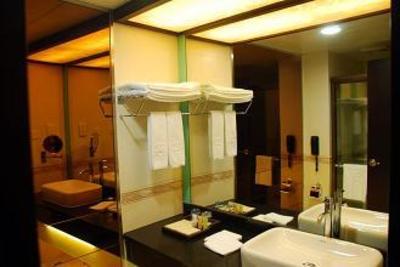 фото отеля Paco Business Hotel Baiyun Road Guangzhou
