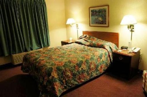 фото отеля Super 8 Motel Pittsburgh Harmarville