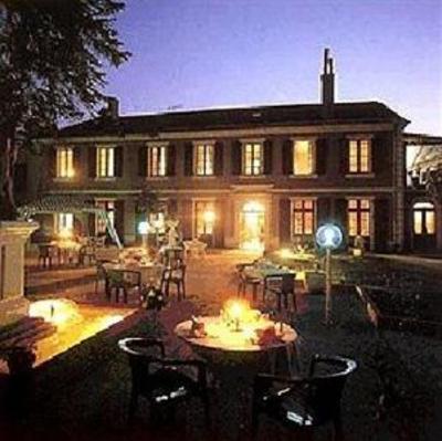 фото отеля Hostellerie Du Parc Cordes-sur-Ciel