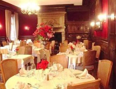 фото отеля Hostellerie Du Parc Cordes-sur-Ciel