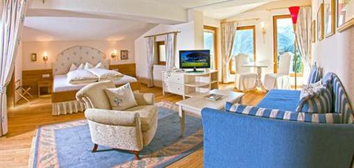 фото отеля Hotel Garni Zerzer Serfaus