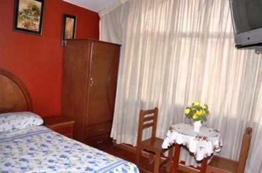 фото отеля Hostal Las Fresas