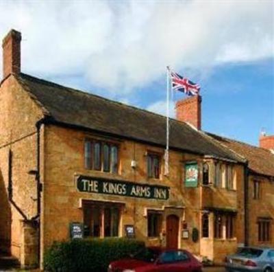 фото отеля Kings Arms Inn Yeovil