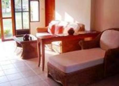 фото отеля Na Na Chart Hostel Chiang Mai