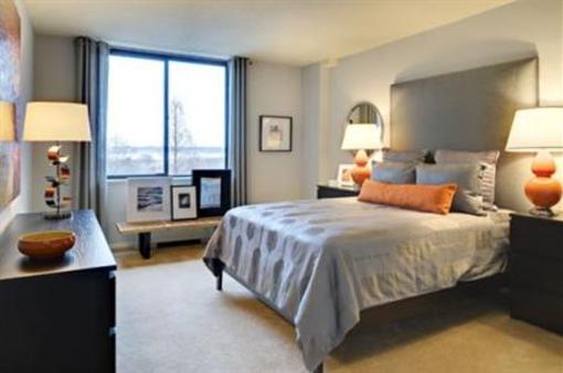 фото отеля National at Crystal Square Apartments Arlington (Virginia)