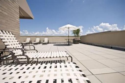 фото отеля National at Crystal Square Apartments Arlington (Virginia)