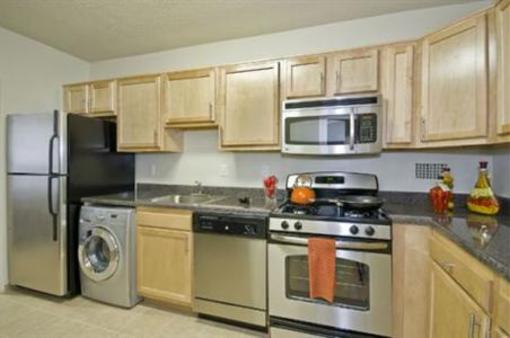 фото отеля National at Crystal Square Apartments Arlington (Virginia)