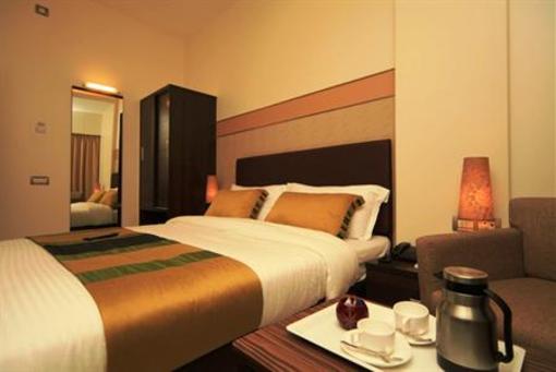 фото отеля The Centurion Hotel