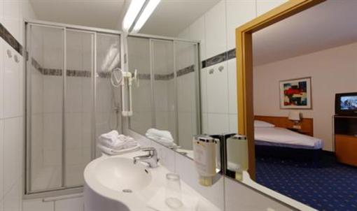 фото отеля Hotel Gasthof Adler Ulm