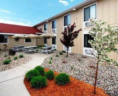 фото отеля Econo Lodge Tomah