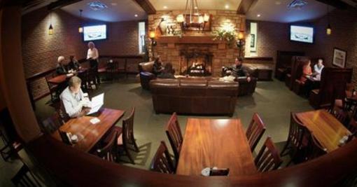 фото отеля Waterford Estates Lodge South Bend