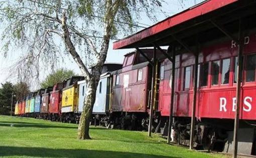 фото отеля Red Caboose Motel, Restaurant & Gift Shop