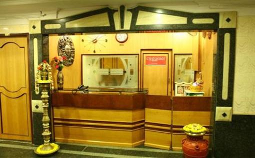 фото отеля Suriya International Hotel