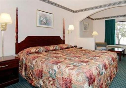 фото отеля Econo Lodge Murfreesboro