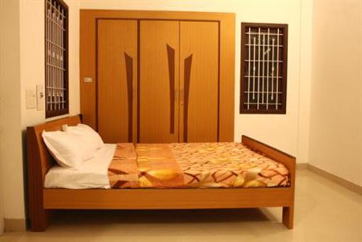 фото отеля Juhu Grand Service Apartments Salem (India)