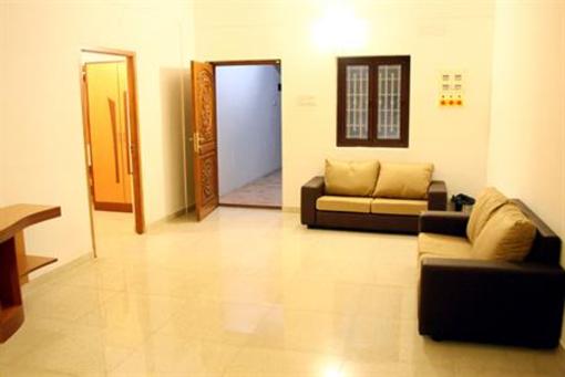 фото отеля Juhu Grand Service Apartments Salem (India)