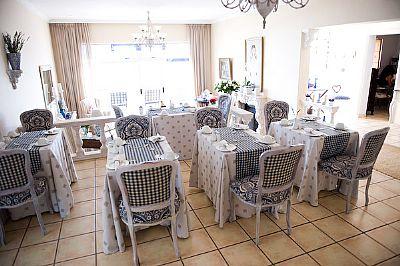 фото отеля 30 Fiskaal Road Guest House