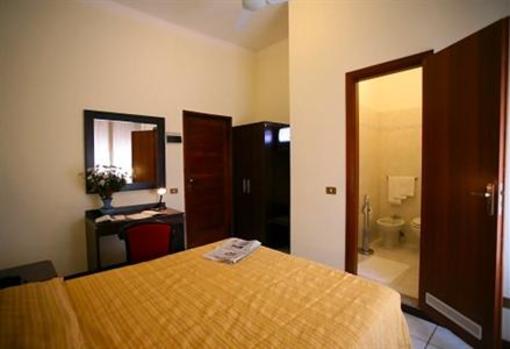 фото отеля La Pace Hotel Milan