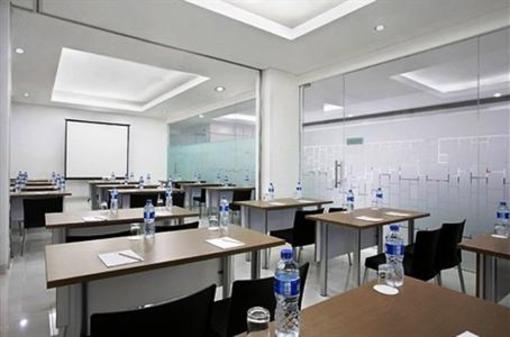 фото отеля Amaris Hotel Juanda