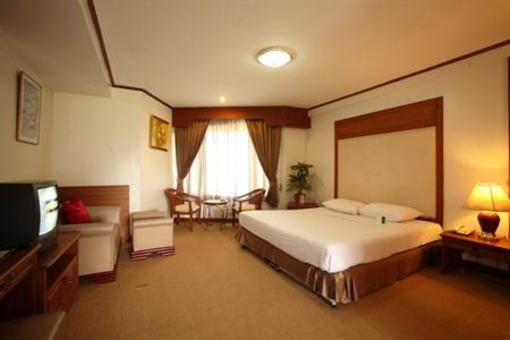 фото отеля The Royal Diamond Hotel Phetchaburi