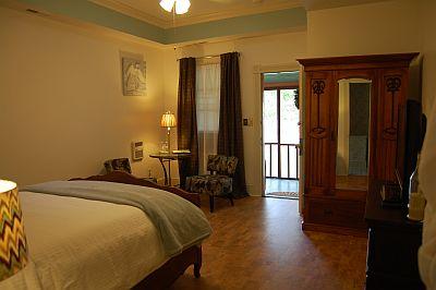 фото отеля Garden and the Sea B&B Inn