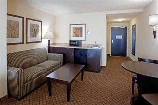 фото отеля Holiday Inn Express Hotel & Suites Newberry