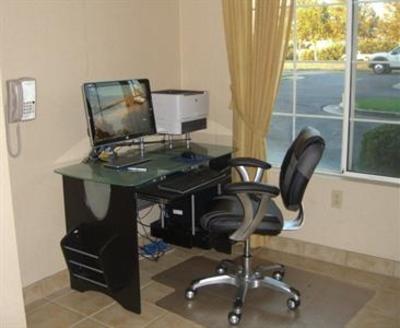 фото отеля Holiday Inn Express Brentwood